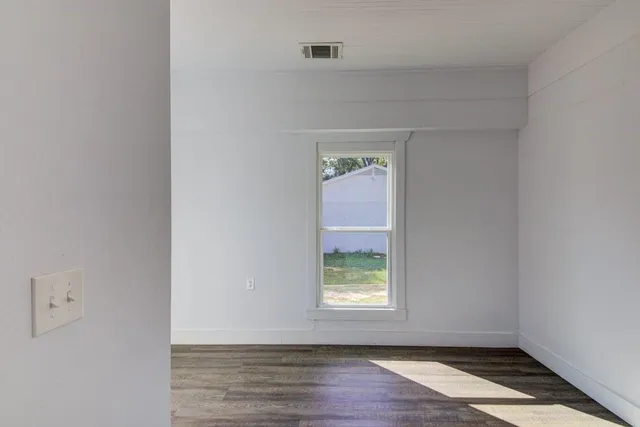 $309,900 | 743 South Blanco Street, Lockhart, TX 78644