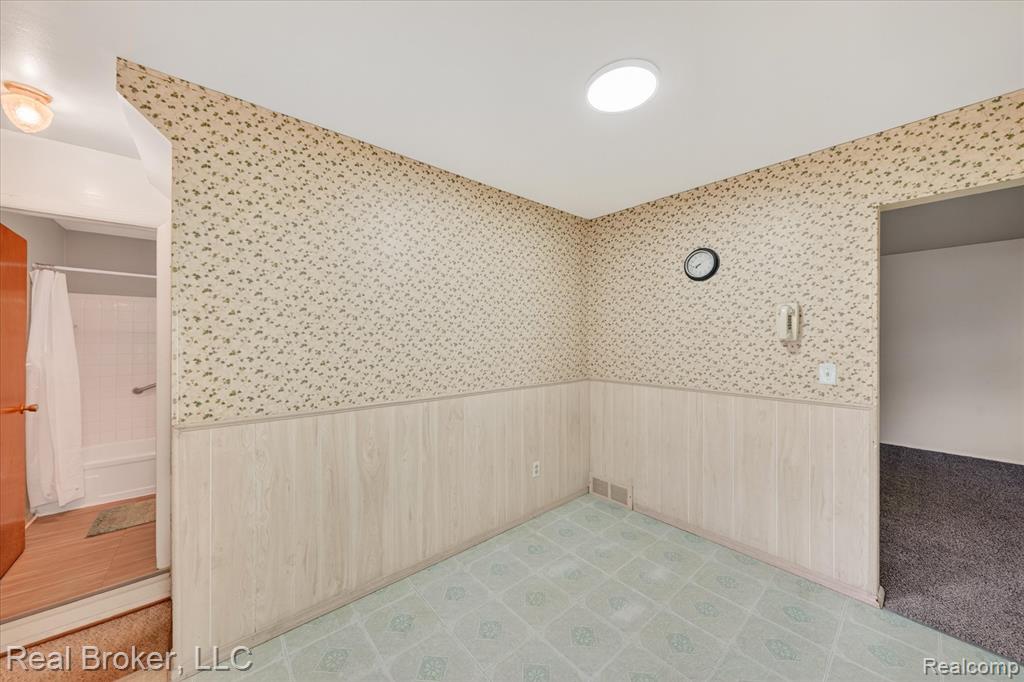 29630 Joy Road Livonia, MI 48150 - Photo 13 of 55 Gallery Image 13