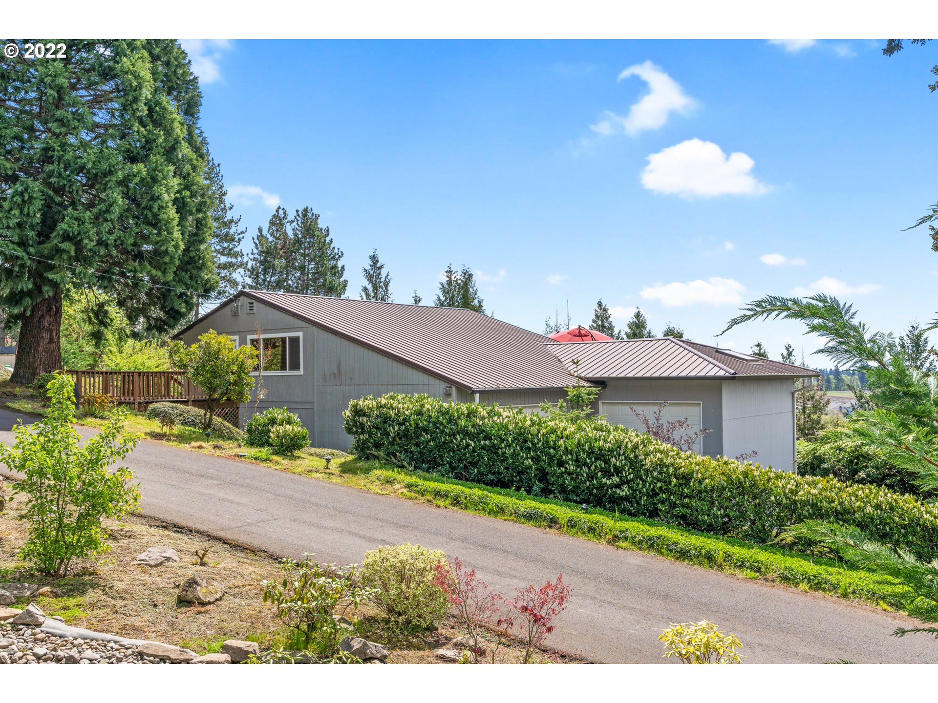 28714 Southwest Mountain Road West Linn, OR 97068 - Photo 24 of 32 Gallery Image 24