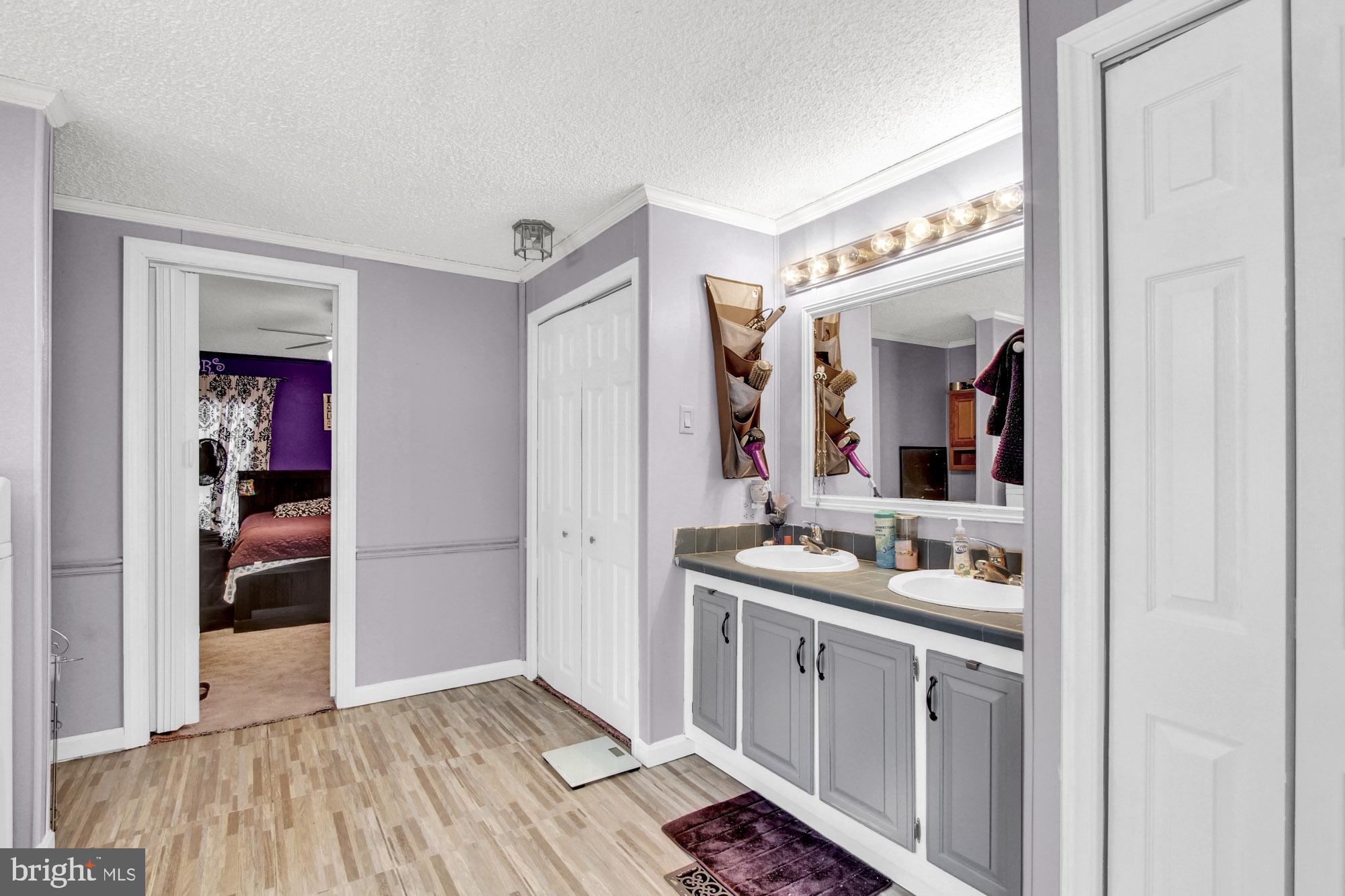 941 Dietz Road York, PA 17402 - Photo 8 of 30 Gallery Image 8