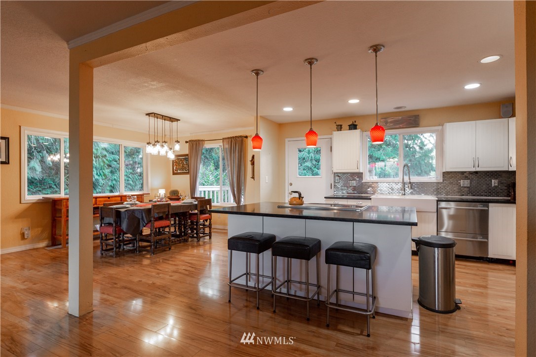 6461 Everson Goshen Road Everson, WA 98247 - Photo 4 of 25