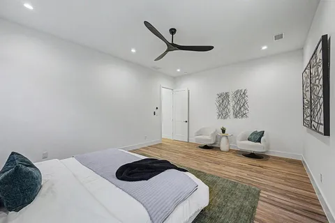 $965,000 | 5811 Hudson Street, Dallas, TX 75206