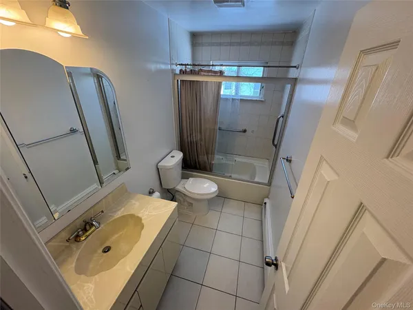 $3,500 | 16 Linden Street, Coram, NY 11727