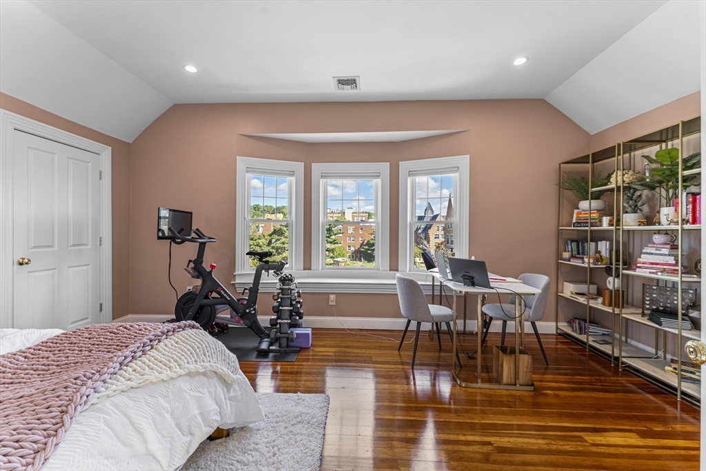 80 Powder House Boulevard, Unit 80 Somerville, MA 02144 - Photo 24 of 33