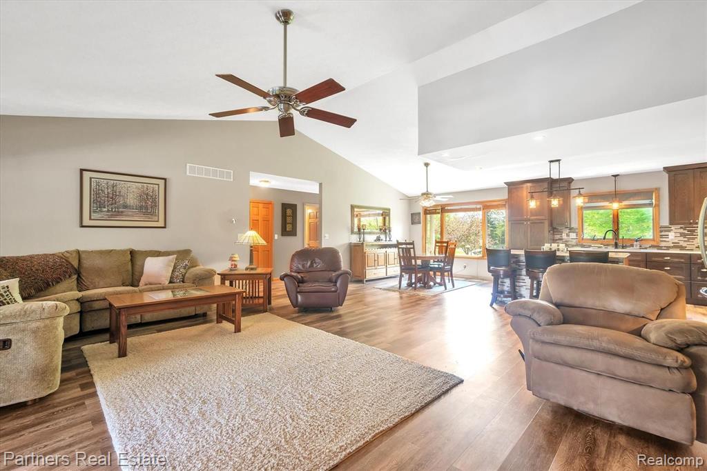 7529 Clyde Road Fenton, MI 48430 - Photo 8 of 51 Gallery Image 8