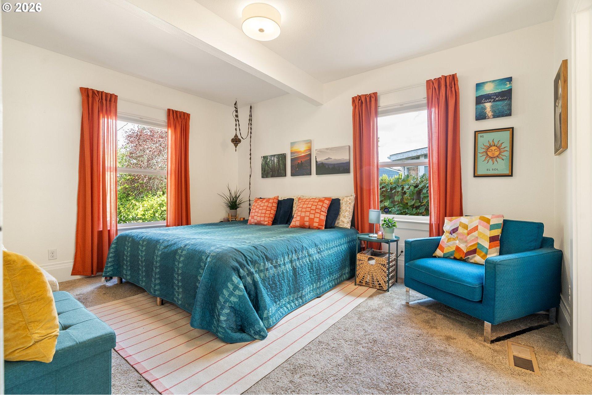 9704 Southeast Reedway Street Portland, OR 97266 - Photo 14 of 35 Gallery Image 14