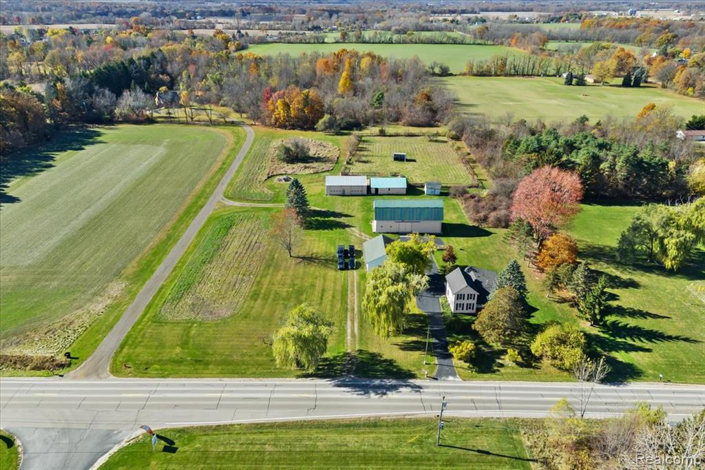 2795 North Burkhart Road Howell, MI 48855 - Photo 24 of 31
