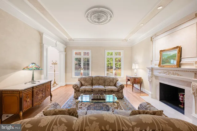 $3,195,000 | 8031 Highway 193, McLean, VA 22102