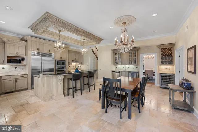 $3,195,000 | 8031 Highway 193, McLean, VA 22102