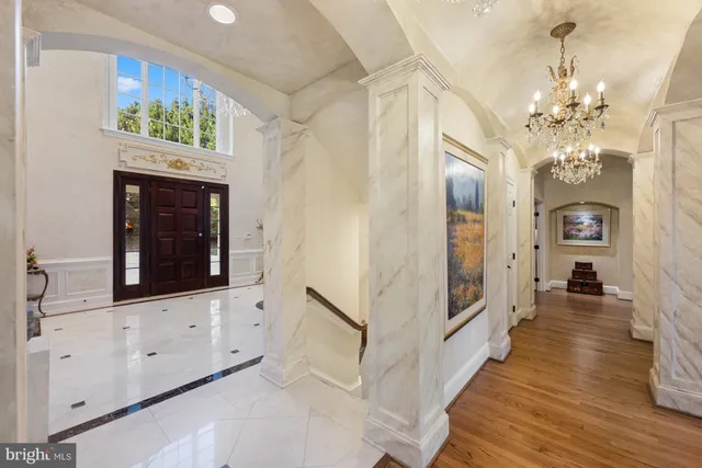 $3,195,000 | 8031 Highway 193, McLean, VA 22102