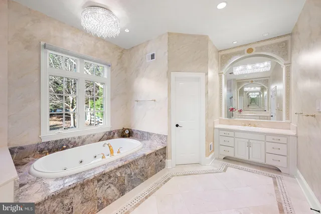 $3,195,000 | 8031 Highway 193, McLean, VA 22102