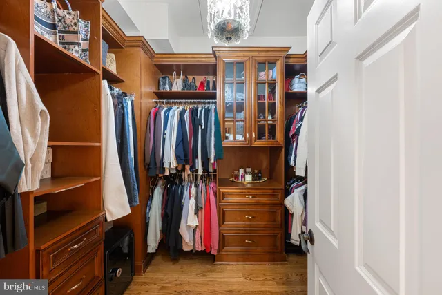 $3,195,000 | 8031 Highway 193, McLean, VA 22102