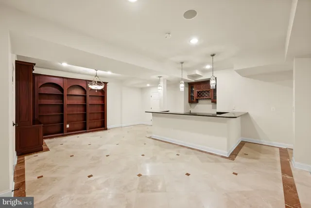 $3,195,000 | 8031 Highway 193, McLean, VA 22102