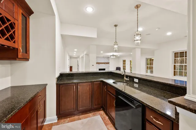 $3,195,000 | 8031 Highway 193, McLean, VA 22102