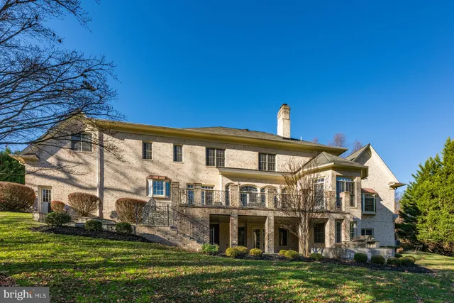 $3,195,000 | 8031 Highway 193, McLean, VA 22102