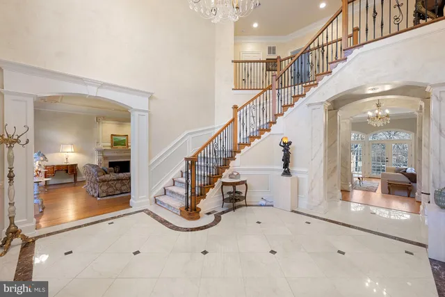 $3,195,000 | 8031 Highway 193, McLean, VA 22102