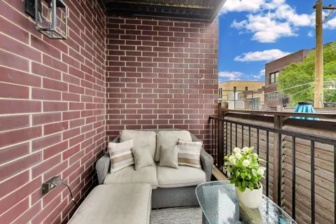$1,400,000 | 1955 North Halsted Street, Unit 2, Chicago, IL 60614