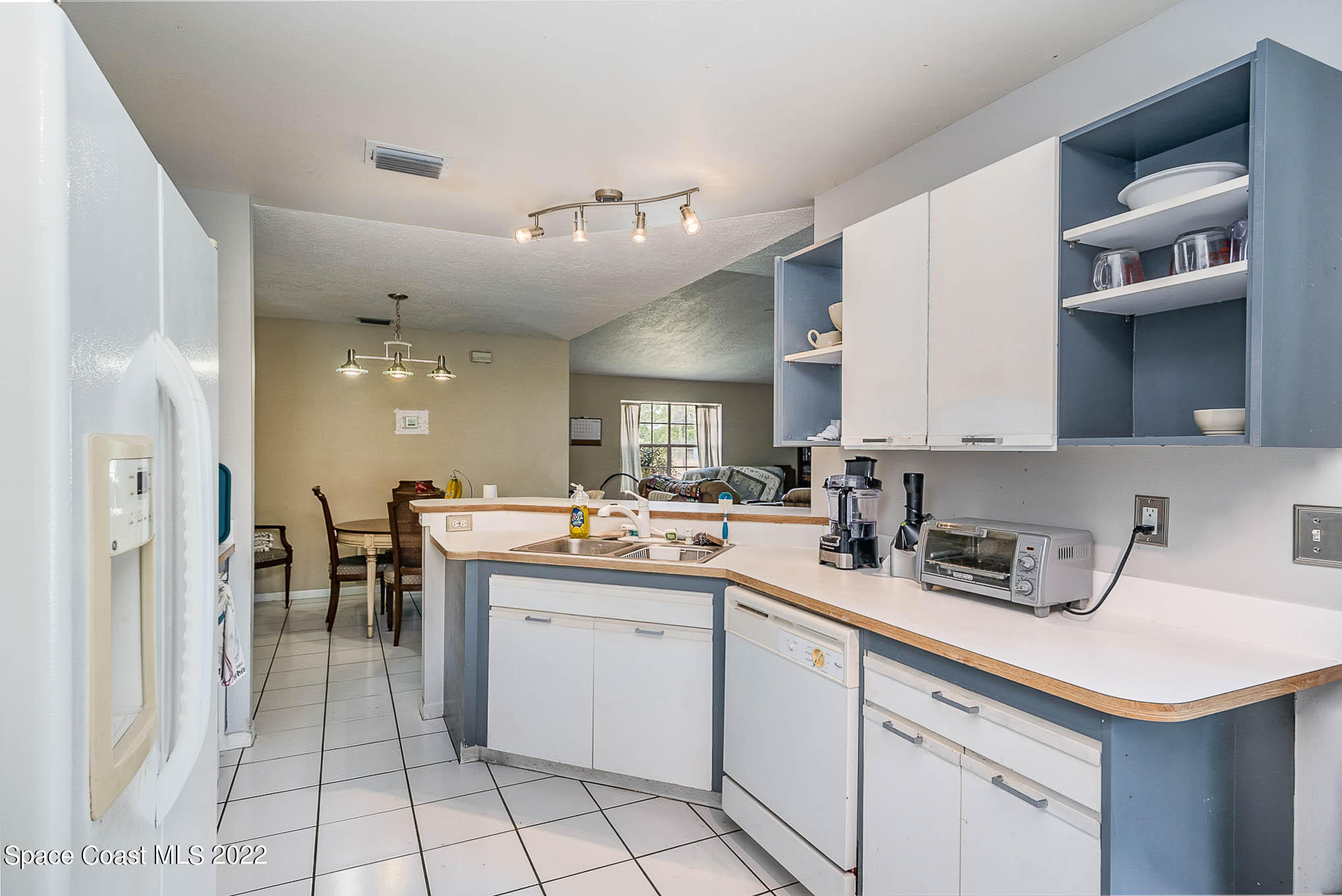 6349 Hunt Road Cocoa, FL 32927 - Photo 7 of 38 Kitchen 2