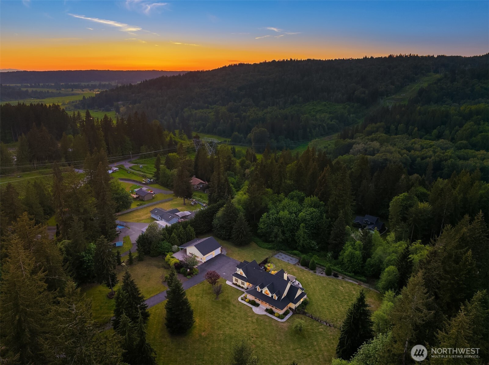 30932 Northeast Cherry Valley Road Duvall, WA 98019 - Photo 5 of 40