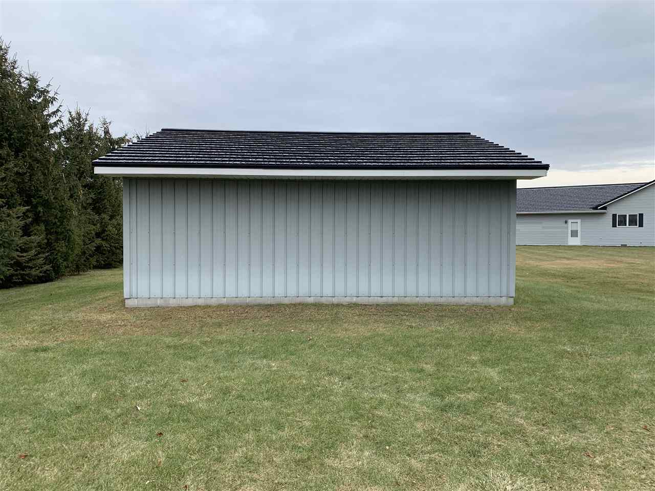 4488 South Schrieber Road Hemlock, MI 48626 - Photo 9 of 43 50001902-8.JPG