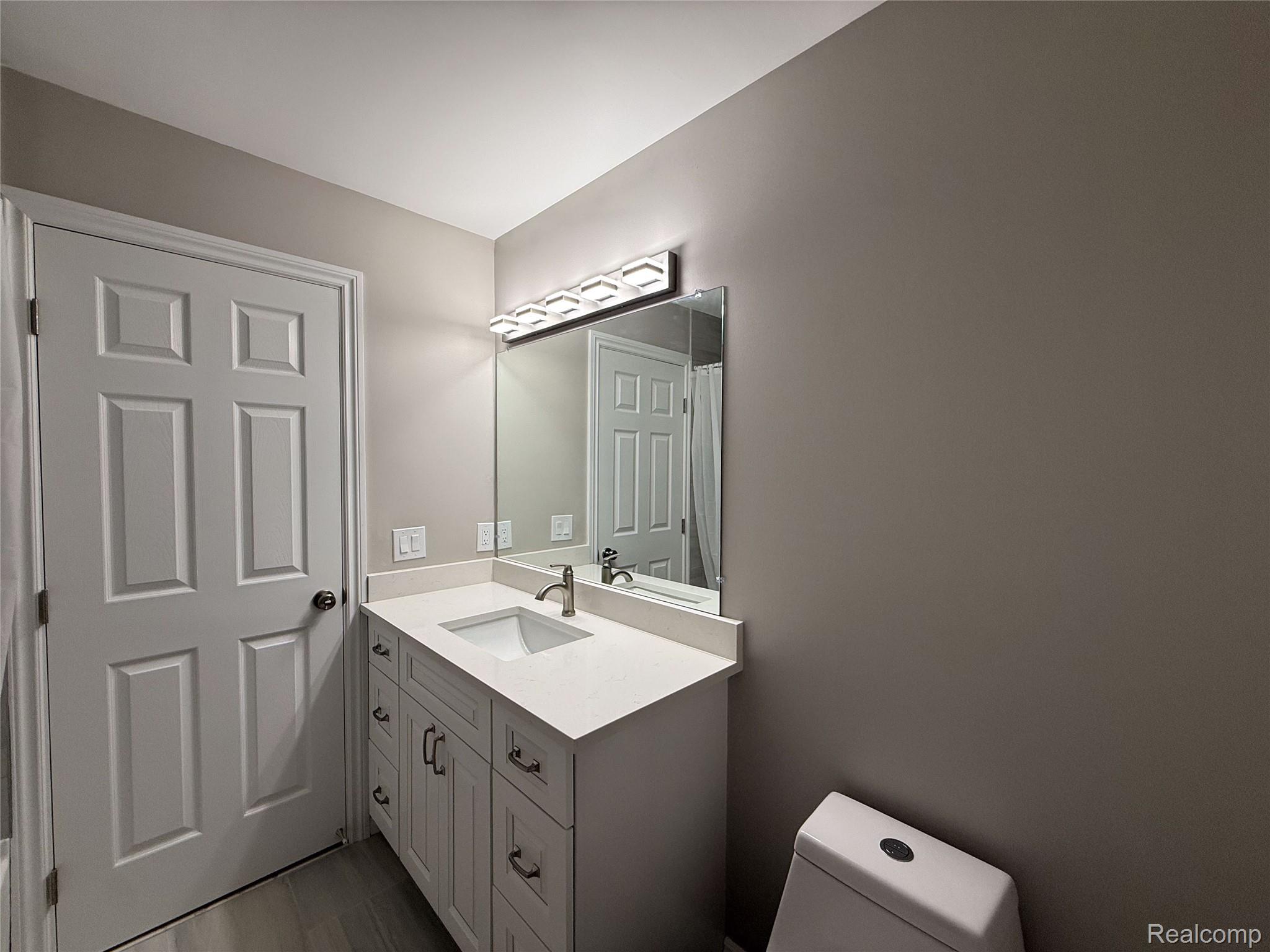 45480 Inverness Circle Macomb, MI 48044 - Photo 18 of 37 45480 Inverness_16.jpg