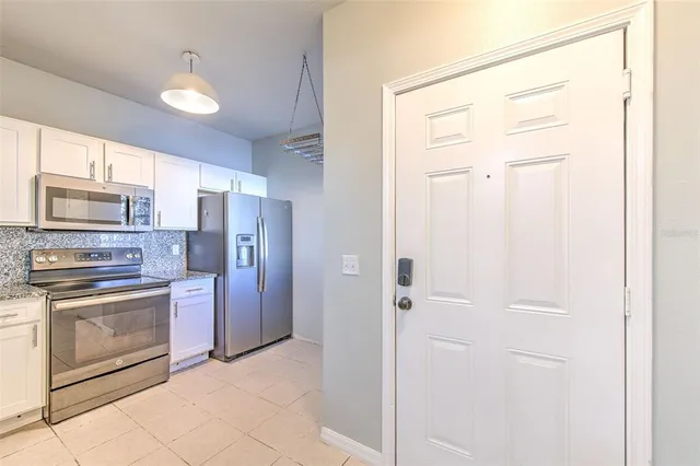 $174,950 | 9515 Amberdale Court, Unit 101, Riverview, FL 33578