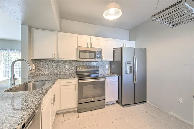 $174,950 | 9515 Amberdale Court, Unit 101, Riverview, FL 33578