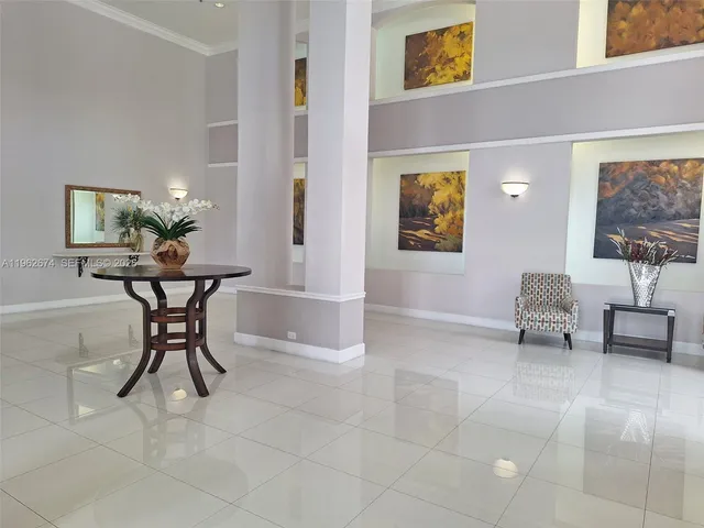 $2,700 | 9725 Northwest 52nd Street, Unit 408, Doral, FL 33178