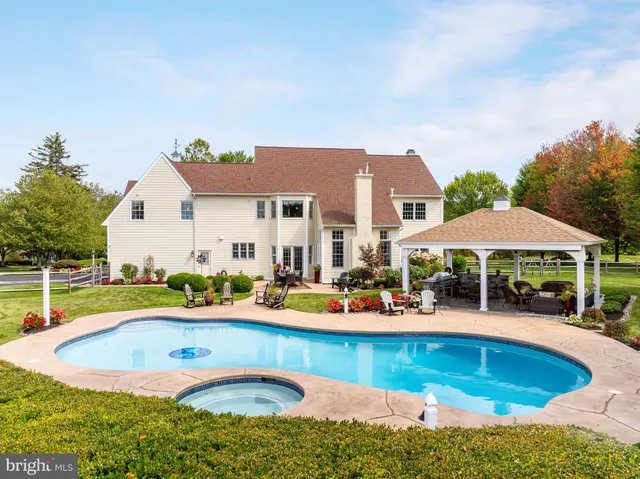 $2,495,000 | 1100 Pineville Road, New Hope, PA 18938