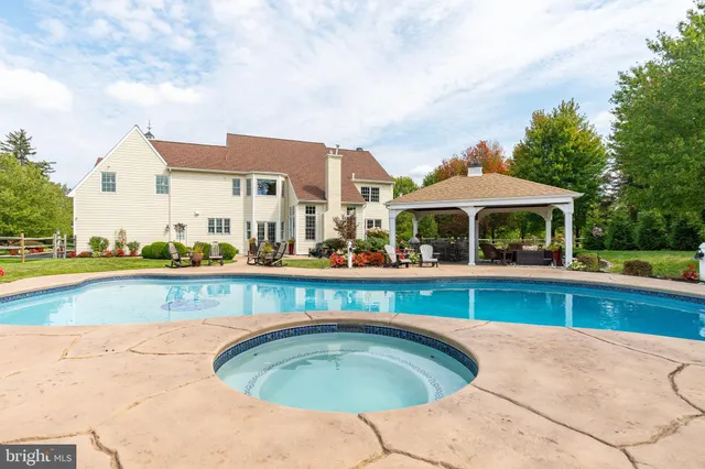 $2,495,000 | 1100 Pineville Road, New Hope, PA 18938
