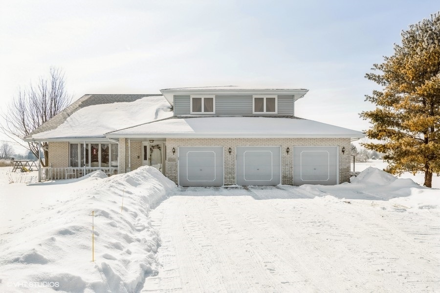 12559 West Baker Road Manhattan, IL 60442 - Photo 1 of 33 Gallery Image 1