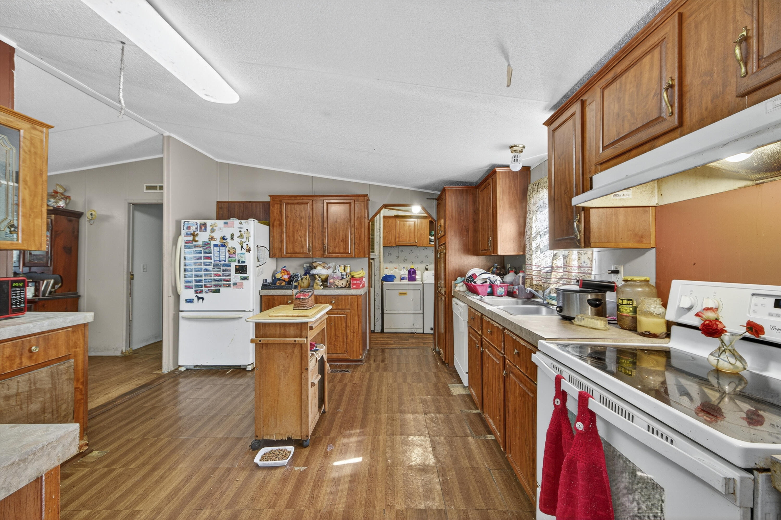 1165 Thomas Walters Road Pineville, SC 29468 - Photo 13 of 30 _01A8711