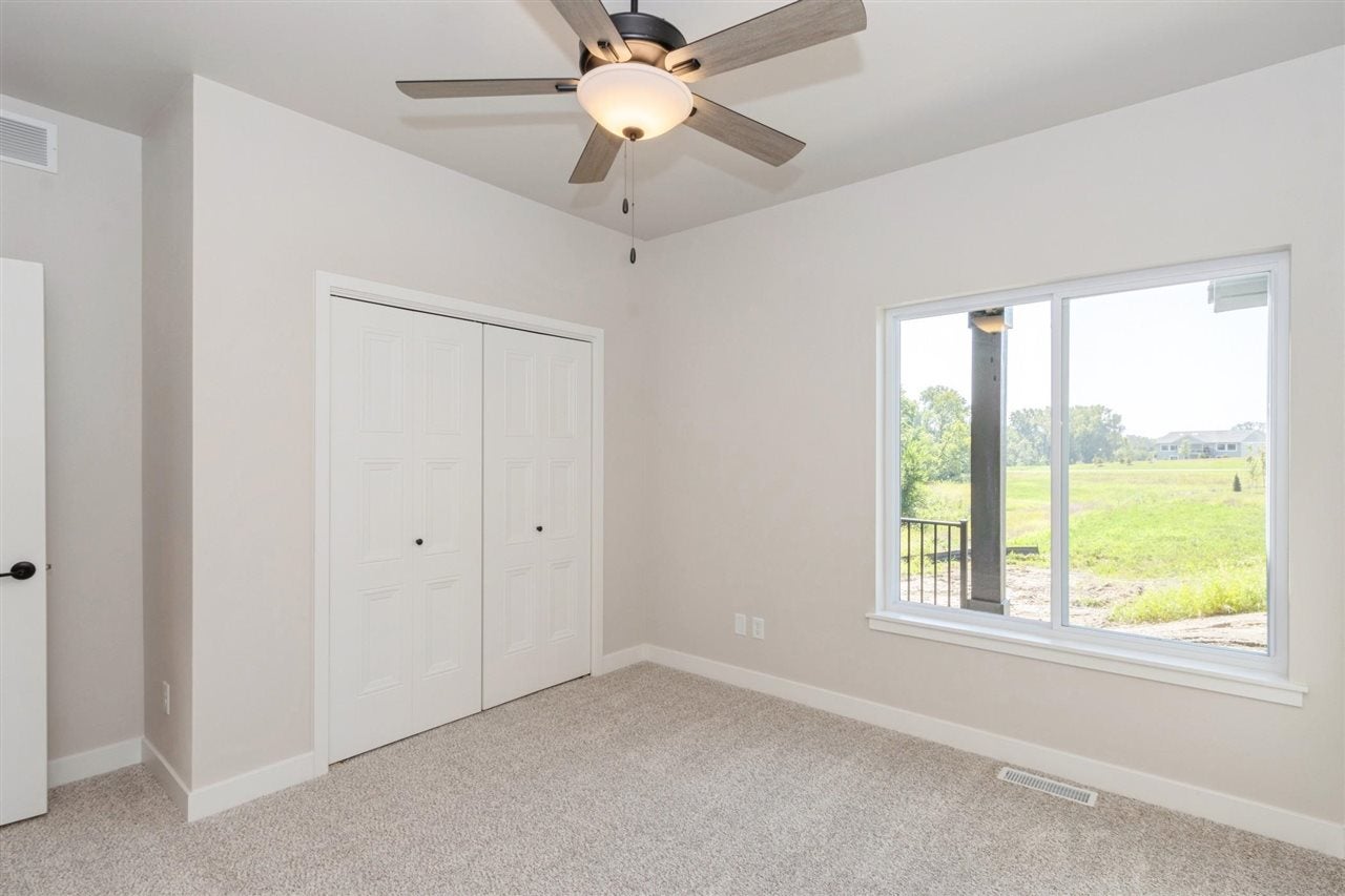 904 High Rdg Trail Solon, IA 52333 - Photo 21 of 42 Gallery Image 21
