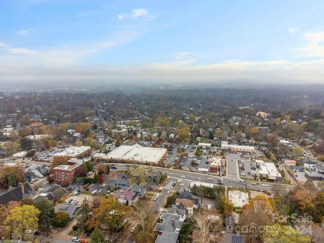 a black and white photo of a painting