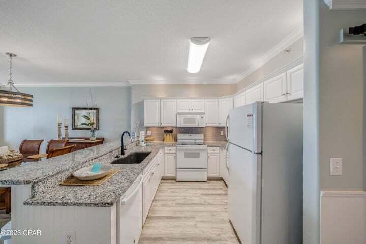 17545 Front Beach Road, Unit 1706 Panama City Beach, FL 32413 - Photo 4 of 45 20230106164336171328000000-o