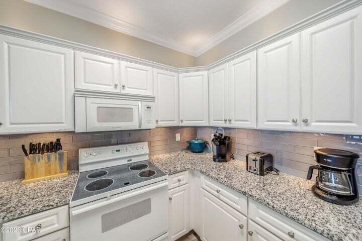 17545 Front Beach Road, Unit 1706 Panama City Beach, FL 32413 - Photo 5 of 45 20230106164343817007000000-o