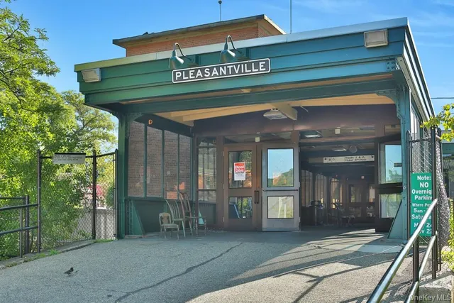 $359,000 | 580 Bedford Road, Unit 20, Pleasantville, NY 10570