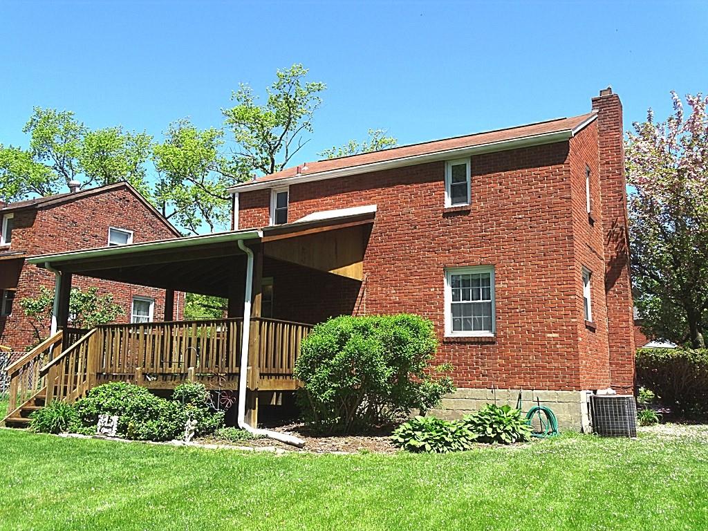 394 Rockhill Road Pittsburgh, PA 15243 - Photo 25 of 25 Exterior back view