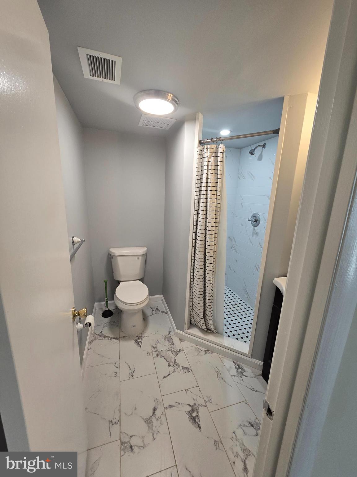 9908 Bustleton Avenue, Unit F9 Philadelphia, PA 19115 - Photo 4 of 16