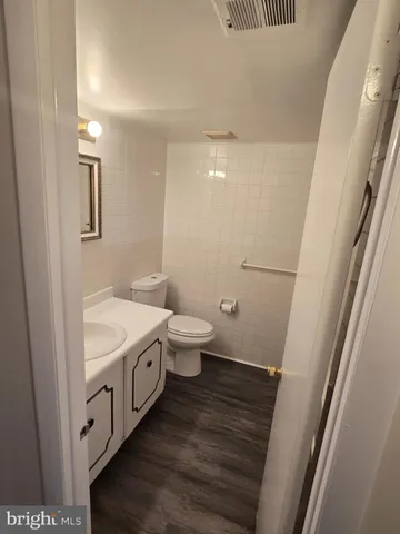 $295,000 | 9908 Bustleton Avenue, Unit F9, Philadelphia, PA 19115