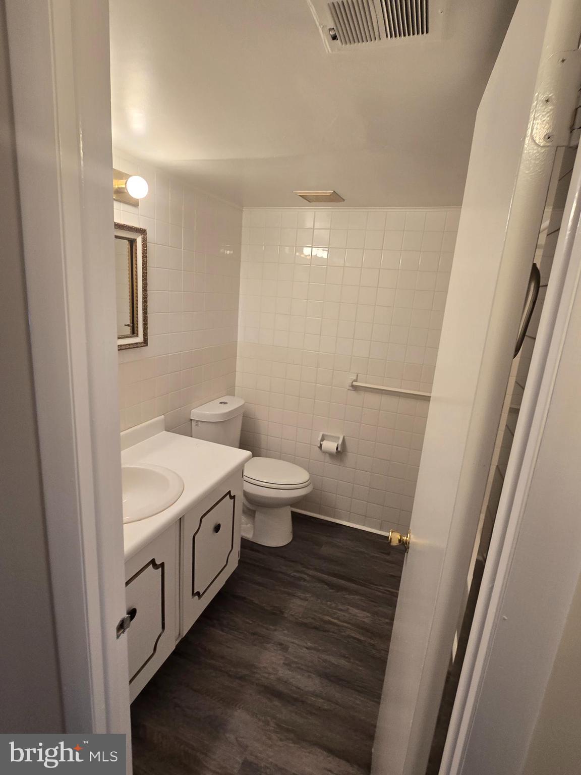 9908 Bustleton Avenue, Unit F9 Philadelphia, PA 19115 - Photo 8 of 16