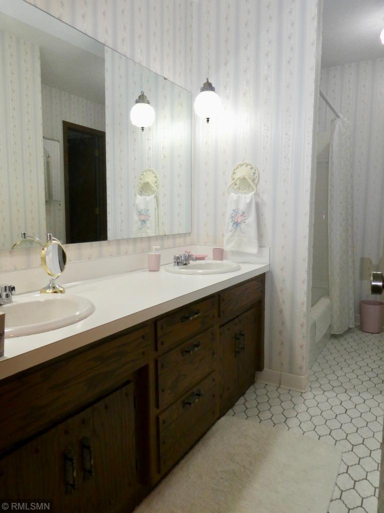 4315 Rustic Place Shoreview, MN 55126 - Photo 16 of 27 Gallery Image 16