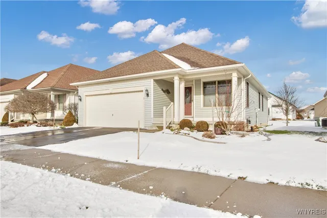 $410,000 | 5 St Davids Road, Lancaster, NY 14086