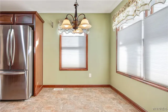 $410,000 | 5 St Davids Road, Lancaster, NY 14086