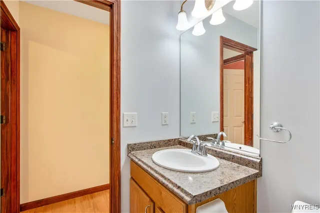 $410,000 | 5 St Davids Road, Lancaster, NY 14086