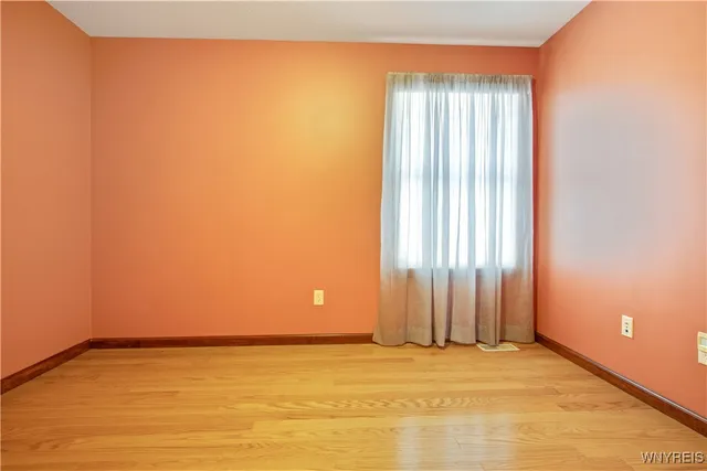 $410,000 | 5 St Davids Road, Lancaster, NY 14086