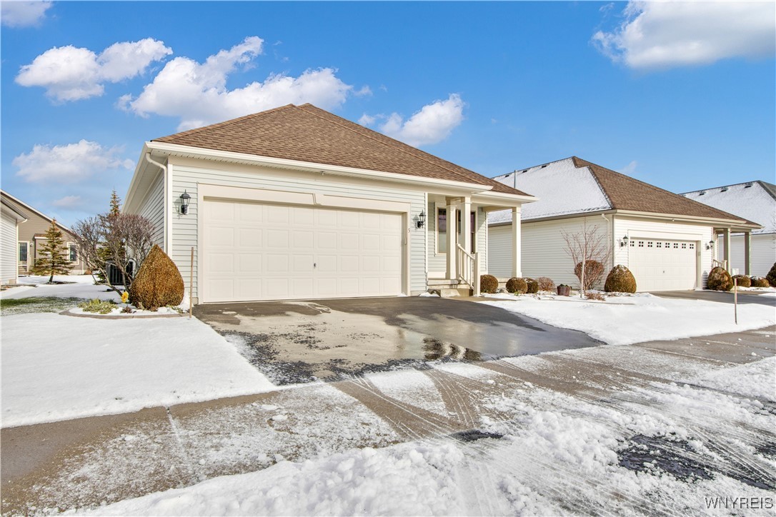 5 St Davids Road Lancaster, NY 14086 - Photo 3 of 40 Gallery Image 3