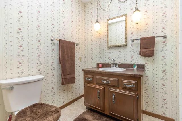 $299,900 | 87 28th Avenue North, Fargo, ND 58102