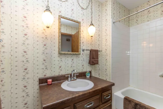 $299,900 | 87 28th Avenue North, Fargo, ND 58102