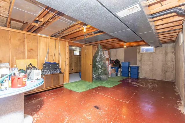 $299,900 | 87 28th Avenue North, Fargo, ND 58102